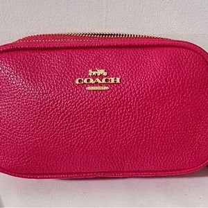 Coach Mini Jamie Hot Pink
Pebble leather Cross-body
4"H x 7"W x 1.5"D